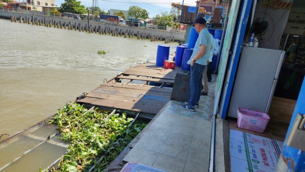 Ban hành văn bản “nóng” sau vụ du khách rơi xuống sông ở chợ nổi Cái Răng