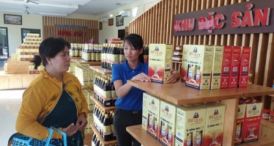 Thăm thương hiệu nước mắm Hồng Đức 1 &ndash; Truyền thống 6 đời nơi xứ đảo