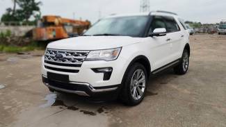 Ford Explorer Limited 2018 nhập Mỹ "vượt r&agrave;o", cả trăm xe sắp đổ ra thị trường Việt