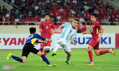 Chuyển nhượng tối 25/3: Barca đạt thỏa thuận với 'người quen' C&ocirc;ng Phượng