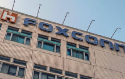 Nh&agrave; m&aacute;y iPhone lớn nhất thế giới bồi thường "khủng" cho nh&acirc;n vi&ecirc;n