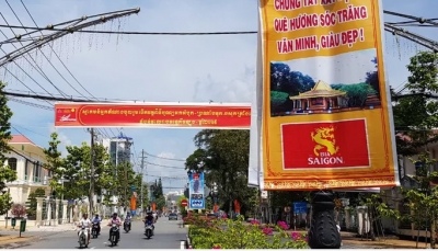 Về miền T&acirc;y xem 4.000 vận động vi&ecirc;n tranh t&agrave;i đua ghe ngo