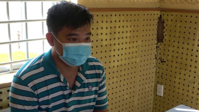 Khởi tố kẻ nhiều lần dọa tung clip &quot;nóng&quot; để tống tiền người yêu cũ