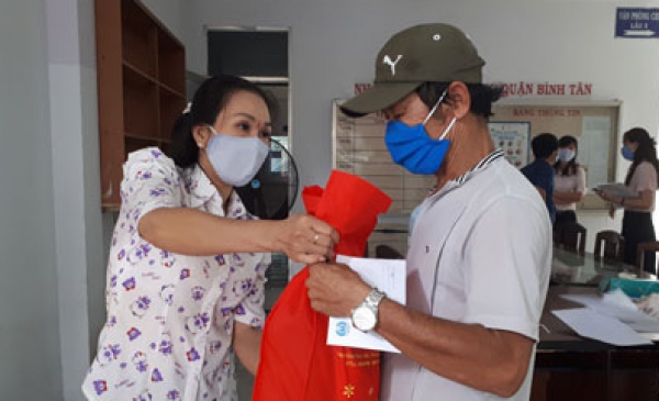 TP HCM kiến nghị kiểm soát chỉ số giá và lạm phát khi tăng lương tối thiểu