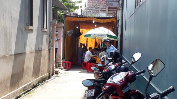 Thiếu ni&ecirc;n đ&acirc;m chết người nhắc nhở vượt đ&egrave;n đỏ: Gia đ&igrave;nh nạn nh&acirc;n y&ecirc;u cầu xử l&yacute; nghi&ecirc;m