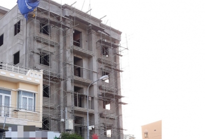 Th&ocirc;ng tin bất ngờ về ng&ocirc;i nh&agrave; c&oacute; 3 c&ocirc;ng nh&acirc;n tử nạn trước Tết