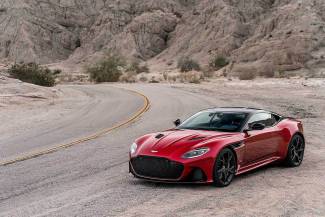 Aston Martin DBS Superleggera: Xe khủng bước ra từ "bom tấn"