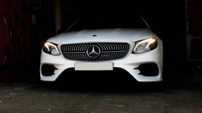 Mercedes-Benz sắp tung &ldquo;bom tấn&rdquo; ho&agrave;n to&agrave;n mới tại Việt Nam