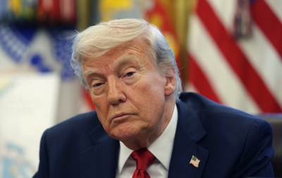 Tin không vui cho Tổng thống Donald Trump nhân 100 ngày cầm quyền