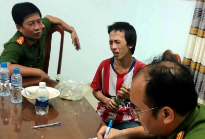 Nghi phạm thảm s&aacute;t 3 người ở B&igrave;nh Dương từng đưa PV đến hiện trường