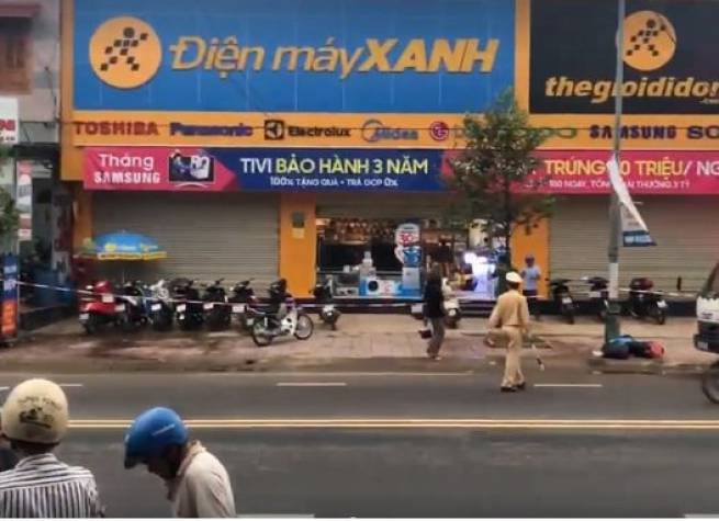 Nữ quản l&yacute; si&ecirc;u thị Điện M&aacute;y Xanh bị bảo vệ đ&acirc;m chết