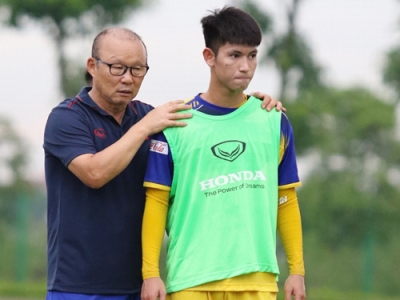 HLV Park Hang-seo gạch nốt "Phan Văn Đức mới" trước trận gặp UAE