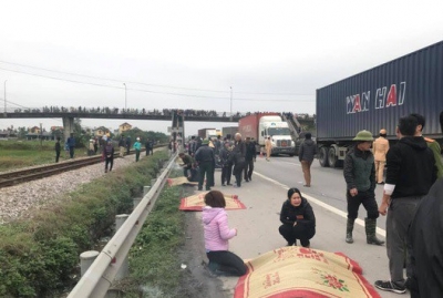 Vụ tai nạn 8 người tử vong: Gi&acirc;y ph&uacute;t kinh ho&agrave;ng qua lời người tho&aacute;t nạn