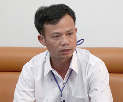 Vụ &quot;Chủ tịch xã bắt gỗ lậu về biếu cán bộ&quot;: 80 lóng gỗ về vườn Phó chủ tịch huyện