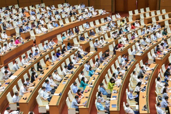 Quốc hội khai mạc Kỳ họp thứ 9: Xem x&eacute;t sửa đổi, bổ sung Hiến ph&aacute;p năm 2013