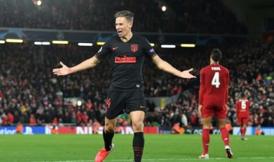 'T&ecirc;n th&aacute;nh' của Liverpool bị đối thủ đặt cho ch&oacute;