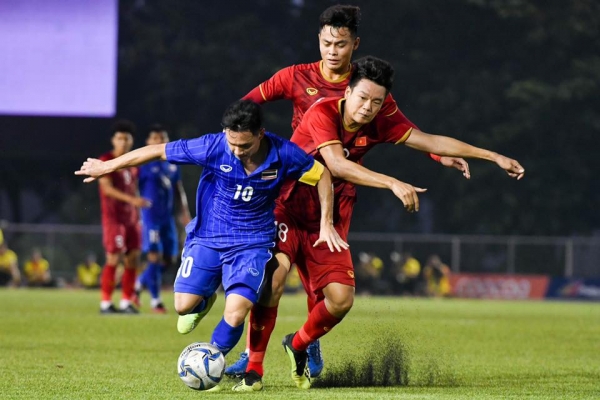 CĐV Đ&ocirc;ng Nam &Aacute;: 'Việt Nam v&ocirc; địch, hẹn gặp lại Th&aacute;i Lan ở SEA Games 31'
