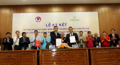 Tiền VFF trả lương 'cực khủng' cho HLV Park đến từ đ&acirc;u?