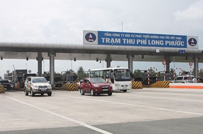 Hạn ch&oacute;t 28-2, VEC phải b&atilde;i bỏ quy định từ chối phục vụ xe đi v&agrave;o cao tốc