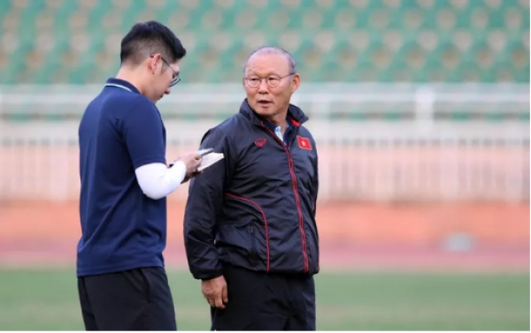 Trợ l&iacute; L&ecirc; Huy Khoa kh&ocirc;ng phi&ecirc;n dịch cho HLV Park Hang-seo ở VCK U23 ch&acirc;u &Aacute; 2020