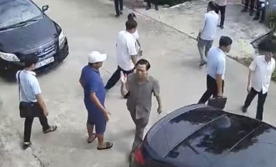 Người dân không đồng ý lời xin lỗi của phó giám đốc sở xưng “mày, tao”.