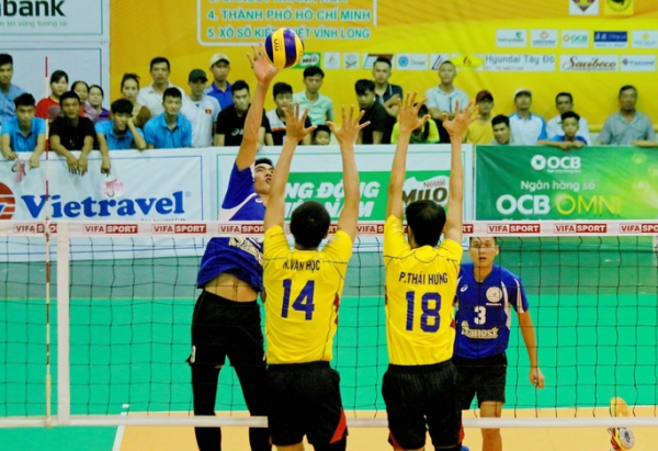 Tuyển b&oacute;ng chuyền TP HCM gi&agrave;nh chiến t&iacute;ch lịch sử