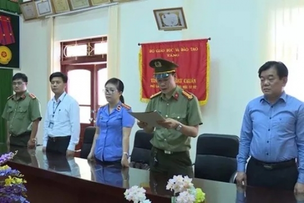 Vụ gian lận điểm thi gây chấn động: Giám đốc Sở GD-ĐT Sơn La có vô can?