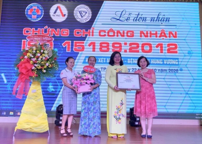 Bệnh viện Hùng Vương đạt chứng nhận ISO 15189 về xét nghiệm