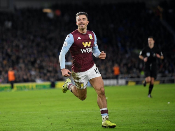 Grealish chọn số &aacute;o huyền thoại tại MU