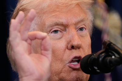 Tổng thống Donald Trump cảnh b&aacute;o &ldquo;sốc&rdquo; NATO