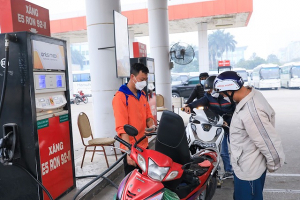 Bộ Công Thương hoả tốc chỉ đạo về xuất hoá đơn từng lần bán xăng dầu