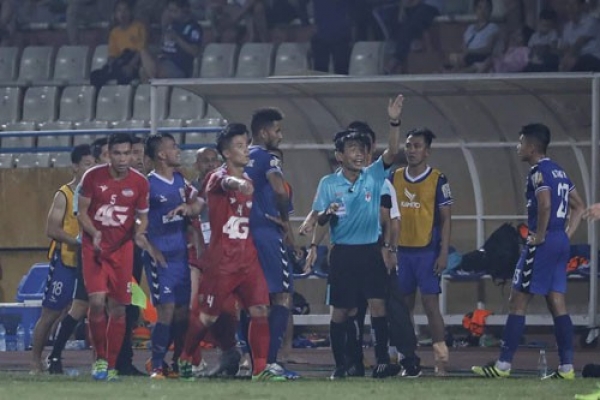 VPF "trảm vua" kh&ocirc;ng cần chờ Ban Trọng t&agrave;i VFF