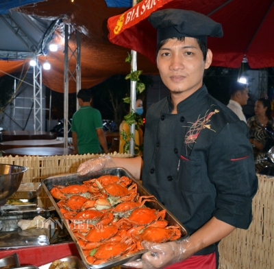 La liệt đặc sản "nội, ngoại" ở hội chợ TM-DL C&agrave; Mau 2019