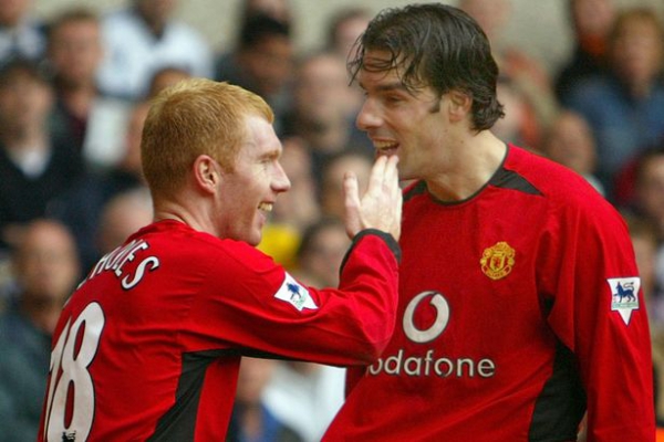 Paul Scholes gạt Ronaldo khỏi vị tr&iacute; tiền đạo hay nhất từng s&aacute;t c&aacute;nh