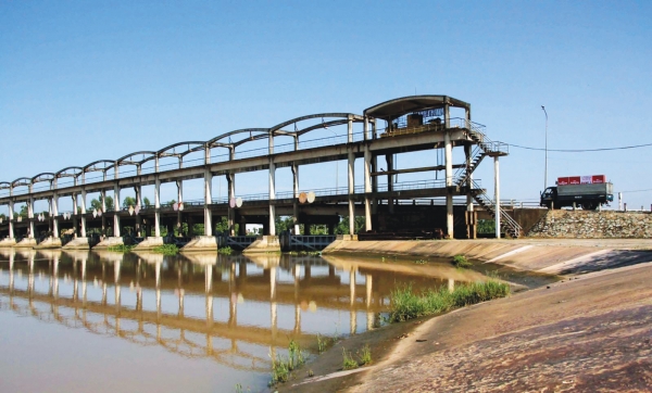 Xu hướng x&acirc;m nhập mặn v&ugrave;ng ĐBSCL v&agrave; giải ph&aacute;p th&iacute;ch ứng