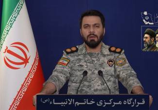 Iran cảnh b&aacute;o l&iacute;nh Mỹ sẽ th&agrave;nh &ldquo;mồi cho c&aacute; mập&rdquo;, tuy&ecirc;n bố tấn c&ocirc;ng nhiều căn cứ
