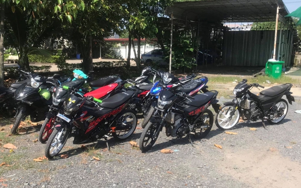 Xử phạt 27 đối tượng tụ tập cổ vũ đua xe trái phép trên Quốc lộ 51
