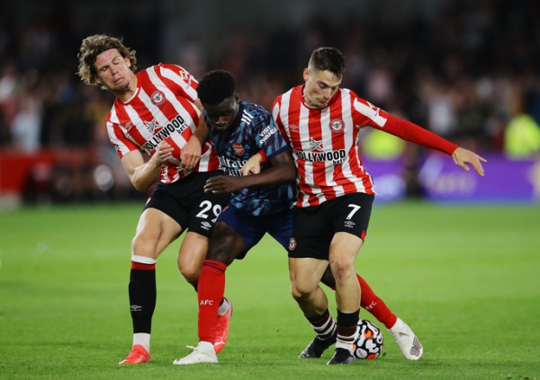 HLV Arsenal nói gì khi &quot;Pháo thủ&quot; thua trận ra quân Ngoại hạng Anh?