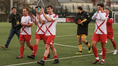 Xui hơn Liverpool, đ&atilde; c&oacute; CLB Anh mất chức v&ocirc; địch v&igrave; kết quả bị hủy