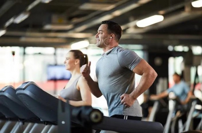 Tập những b&agrave;i đơn giản n&agrave;y, qu&yacute; &ocirc;ng chống được 3 loại ung thư