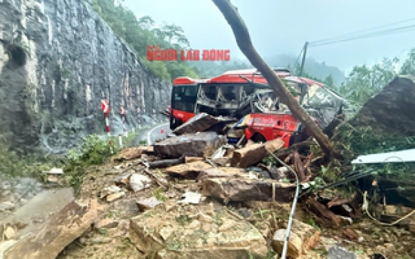 Vụ sạt lở đ&egrave;o l&agrave;m 6 người chết, 19 người bị thương: Thủ tướng chỉ đạo khẩn trương cứu hộ, cứu nạn