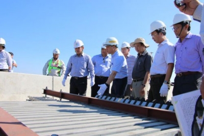 Dự kiến th&ocirc;ng xe cầu V&agrave;m Cống trong th&aacute;ng 6-2019