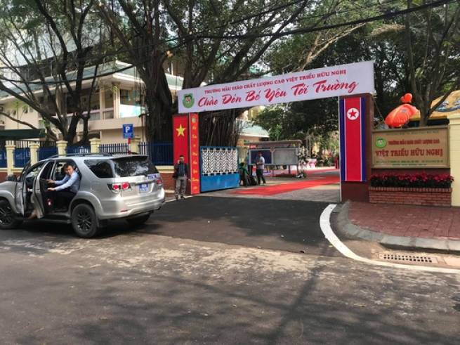 Triển khai c&ocirc;ng t&aacute;c an ninh, trải thảm đỏ tại Trường Mẫu gi&aacute;o Việt-Triều