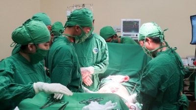 Vụ sập tường 6 người chết ở Vĩnh Long: Tin vui từ 2 người may mắn tho&aacute;t chết