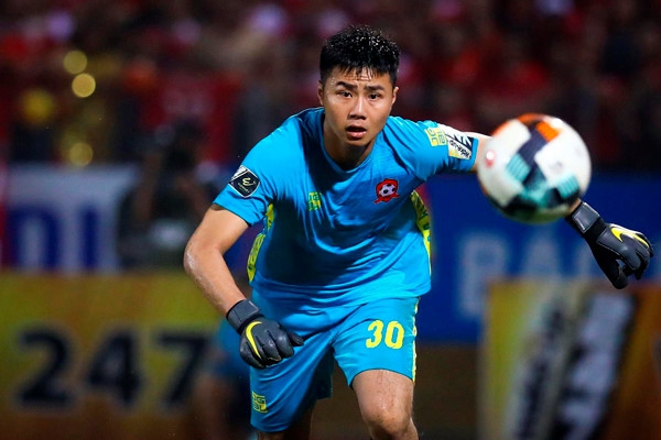 Đồng đội U23 Việt Nam đặt trọn niềm tin v&agrave;o B&ugrave;i Tiến Dũng