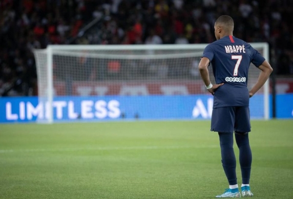 PSG quyết giữ ch&acirc;n Mbappe bằng mọi gi&aacute;