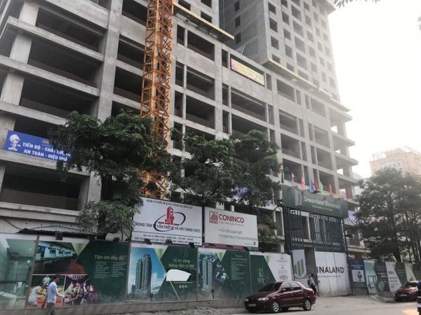 Nở rộ bán nhà 2 giá: Khách hàng tiếp tay chủ đầu tư trốn thuế
