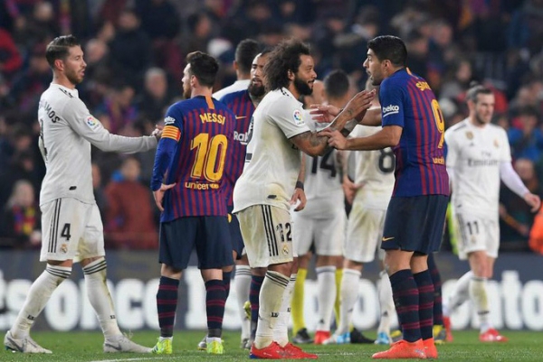 "Si&ecirc;u kinh điển" bị ho&atilde;n, Real Madrid v&agrave; Barcelona gặp kh&oacute;