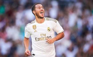 Hazard: 'H&atilde;y đợi t&ocirc;i ở m&ugrave;a giải sau'
