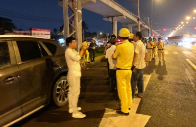 T&agrave;i xế say xỉn dọa &ldquo;xử&rdquo; CSGT nếu d&aacute;m đụng v&agrave;o &ocirc; t&ocirc; vi phạm